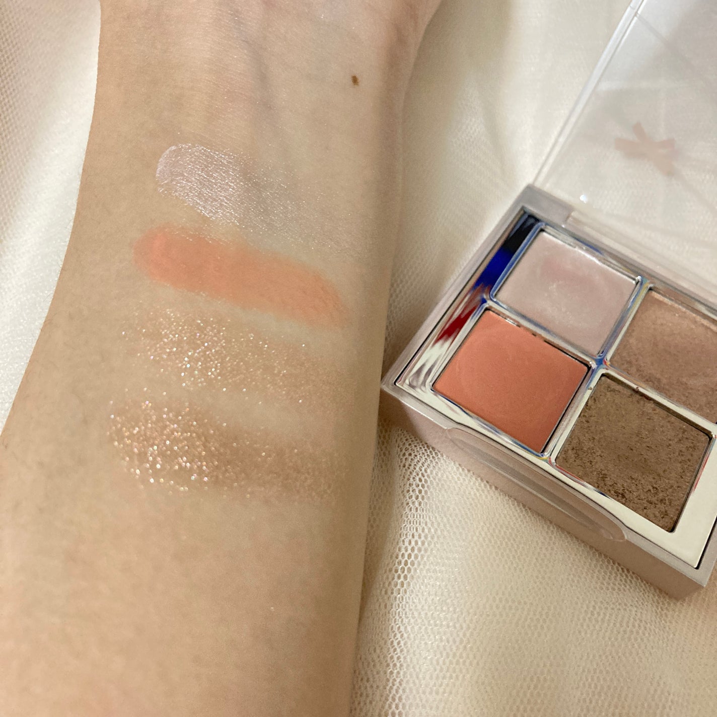 INTO U ローテーショナルアイシャドウパレット/INTO U/アイシャドウパレットを使ったクチコミ(3枚目)