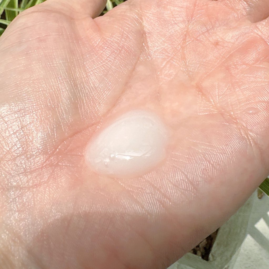 ミラクルズ うるおいブーストミルクウォーターセラム/パンテーン/アウトバストリートメントを使ったクチコミ（2枚目）