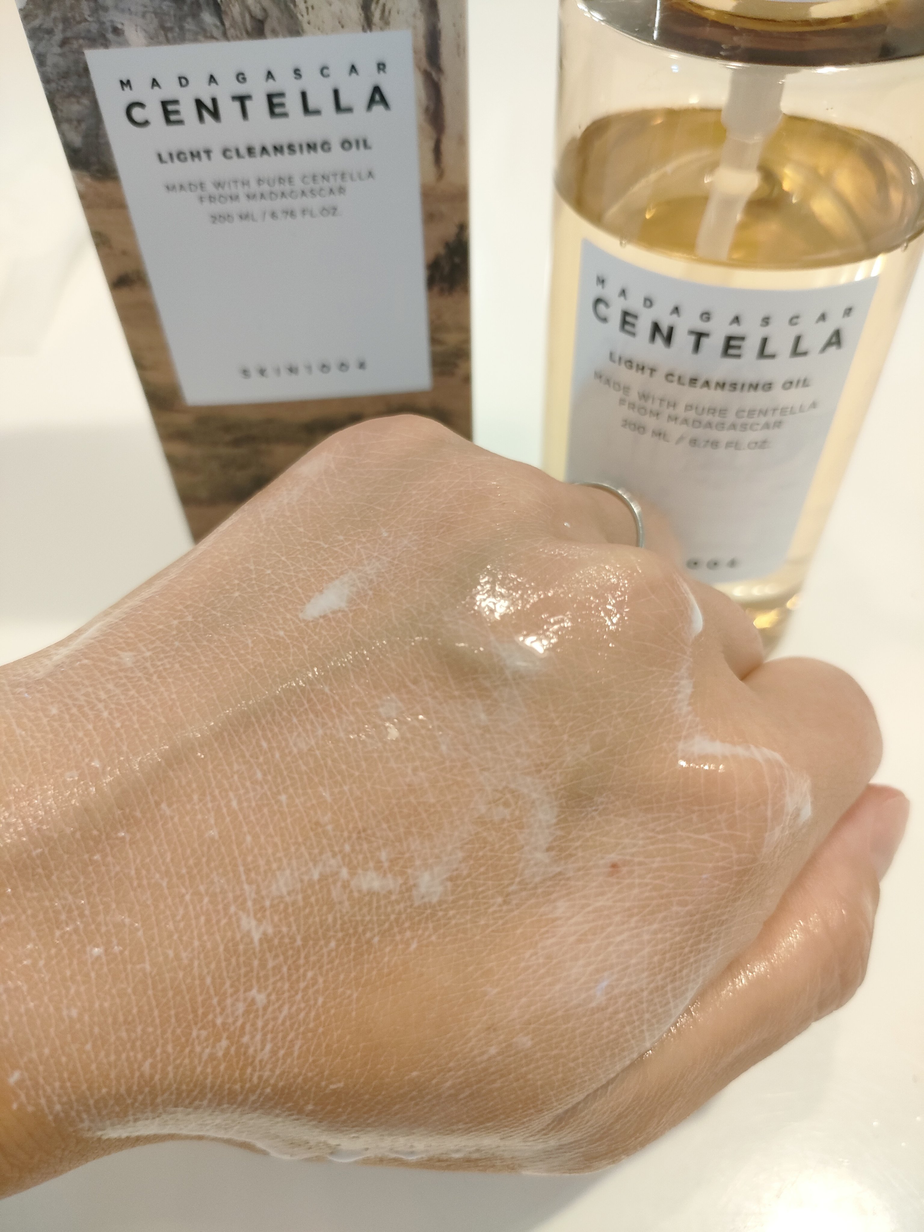 センテラ ライトクレンジングオイル/SKIN1004/オイルクレンジングを使ったクチコミ（3枚目）