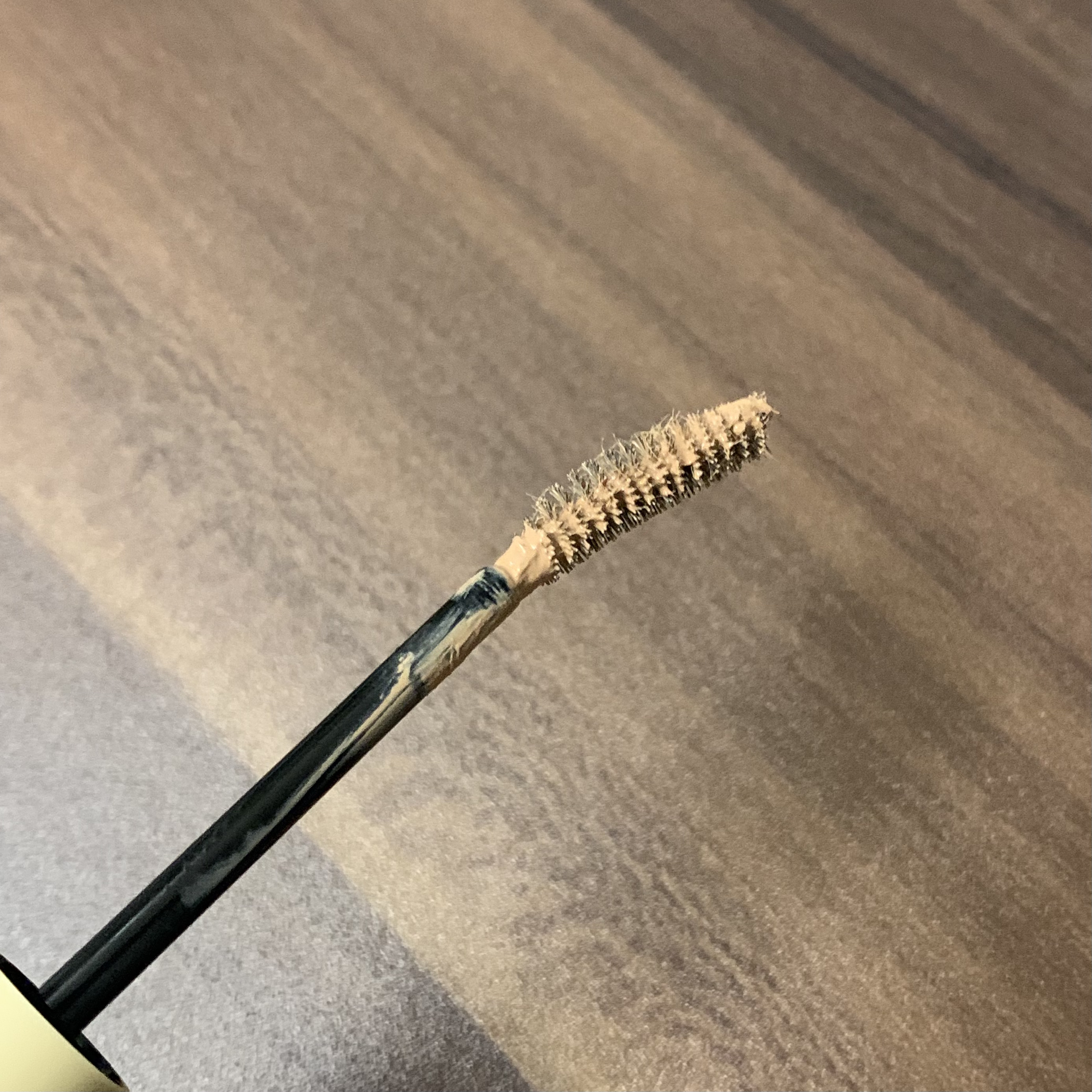 ラッシュ&アイブロウマスカラ 01 ロイヤルベージュ/KIREI FACTORY/マスカラを使ったクチコミ（3枚目）