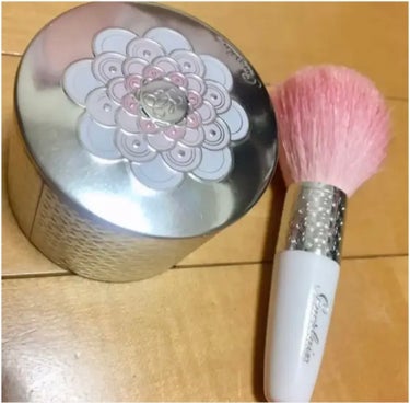 メテオリット ビーユ  02 Light/GUERLAIN/フェイスパウダーを使ったクチコミ（1枚目）