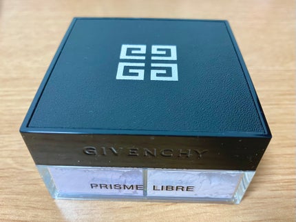 スキン PFCT コンパクト クリーム N/GIVENCHY/化粧下地を使ったクチコミ(2枚目)