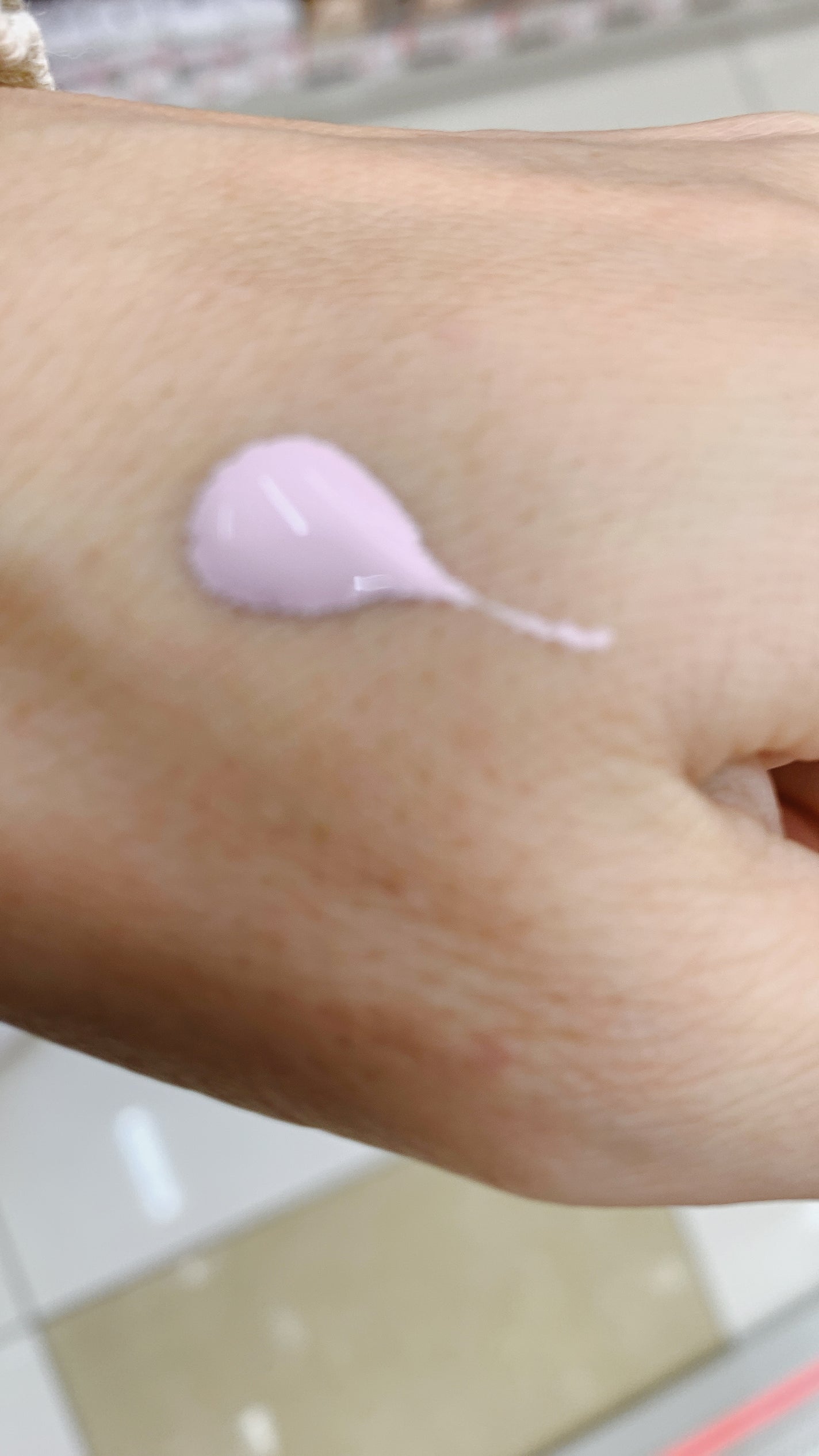 トーンアップ スキン デザイナー/Visée/化粧下地を使ったクチコミ(2枚目)