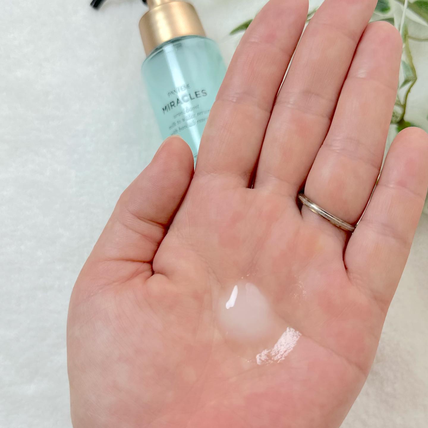 ミラクルズ うるおいブーストミルクウォーターセラム/パンテーン/アウトバストリートメントを使ったクチコミ（2枚目）