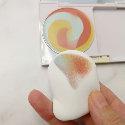 カラーブレンドグローファンデーション/ディエム クルール/クリーム・エマルジョンファンデーションを使ったクチコミ(2枚目)