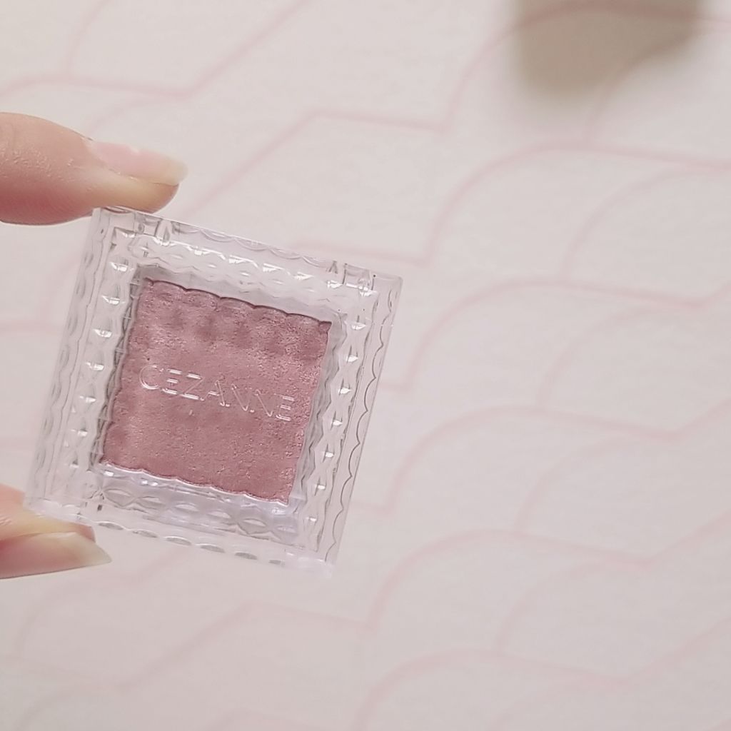 シングルカラーアイシャドウ/CEZANNE/単色アイシャドウを使ったクチコミ(4枚目)