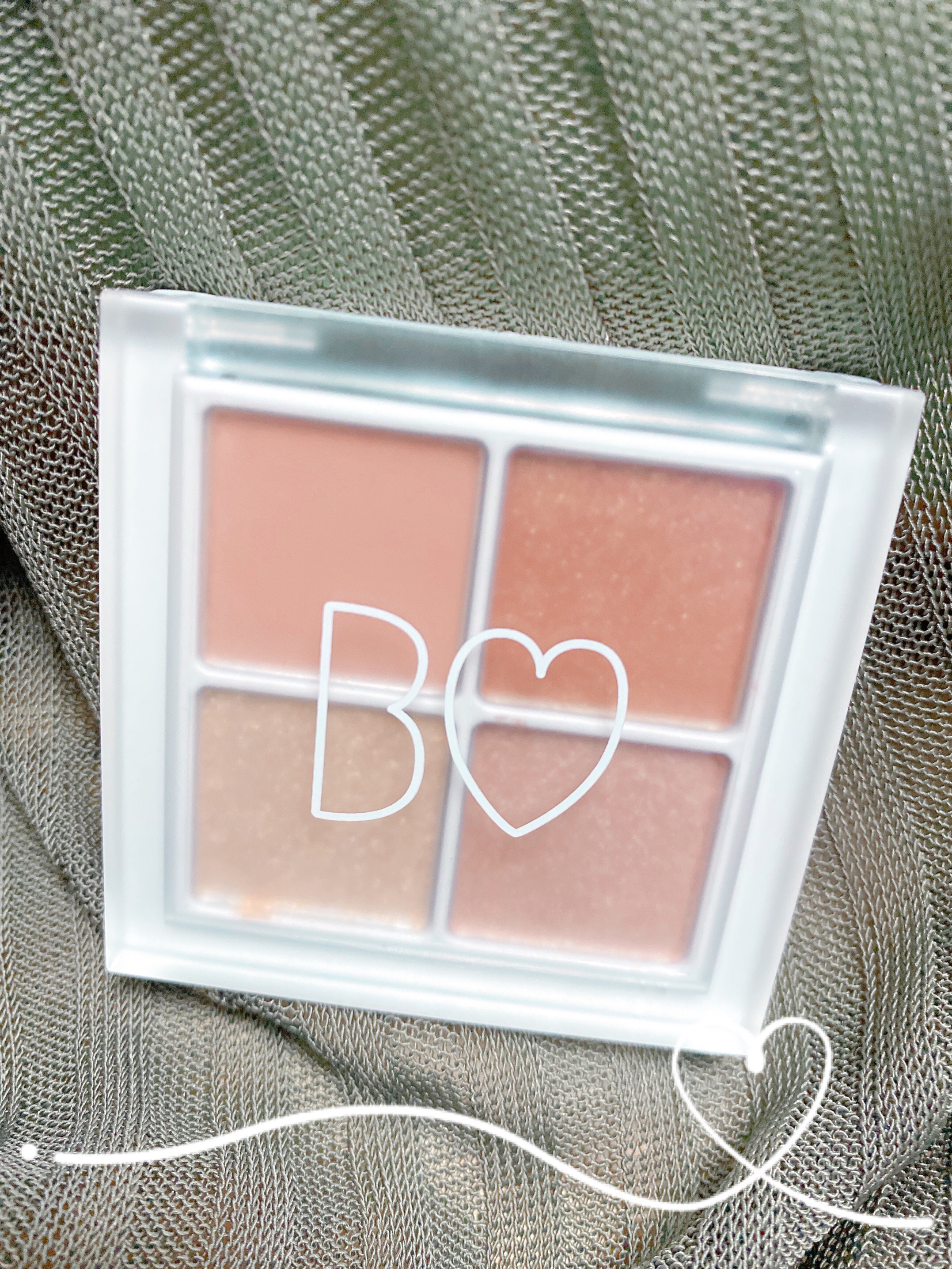 THE アイパレR/b idol/アイシャドウパレットを使ったクチコミ（1枚目）