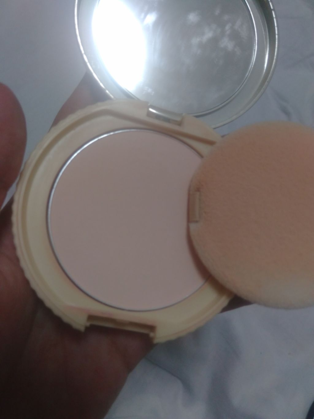 【旧品】マシュマロフィニッシュパウダー/キャンメイク/プレストパウダーを使ったクチコミ(2枚目)