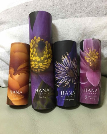 HANAorganic フローラルドロップのクチコミ「HANAオーガニック
化粧水。乳液。オイル。UV下地

トライアル後現品購入
化粧水はスプレー.....」（2枚目）