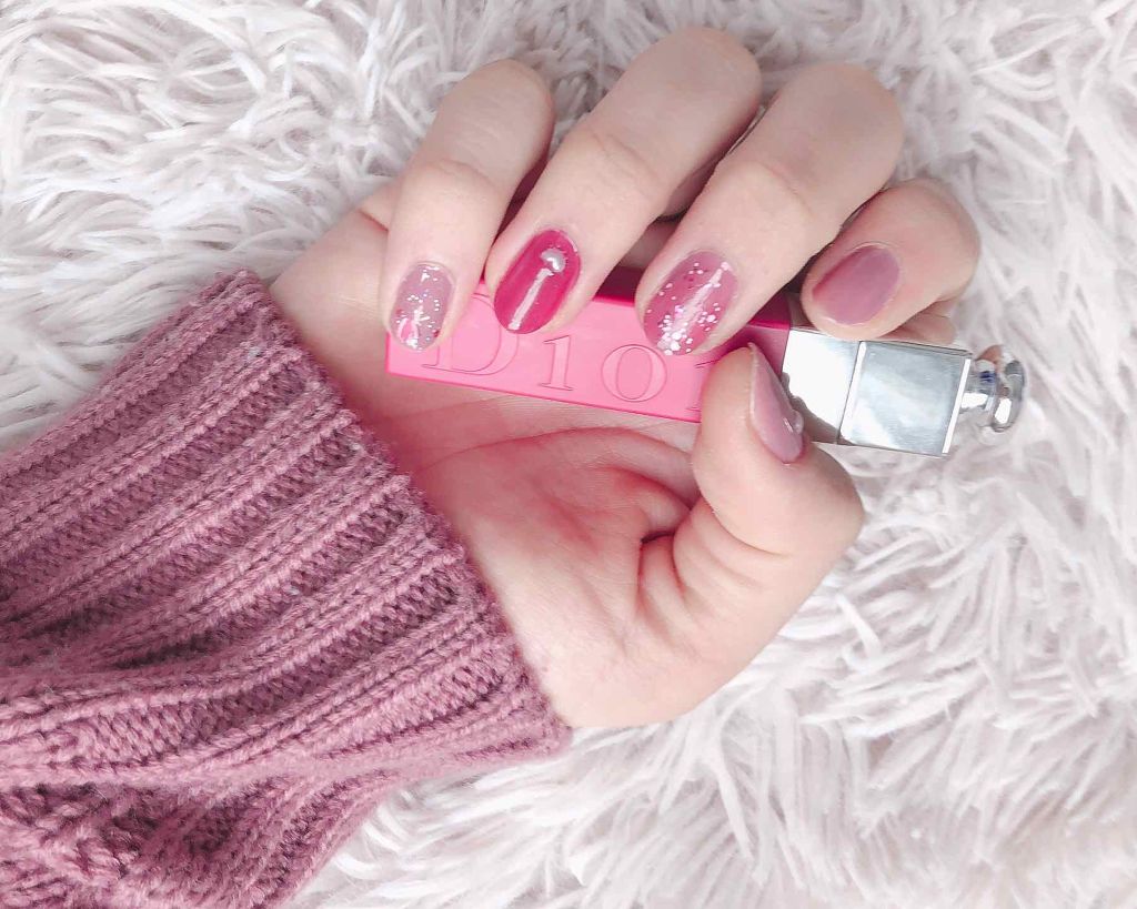 さくらうち on LIPS 「モテそうなネイルだけど実際女子受け#セルフネイル..」(1枚目)