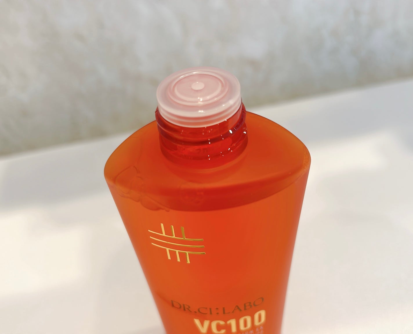 フォロバ100 mappi on LIPS 「DR.CI:LABOVC100エッセンスローションEX\100..」(3枚目)