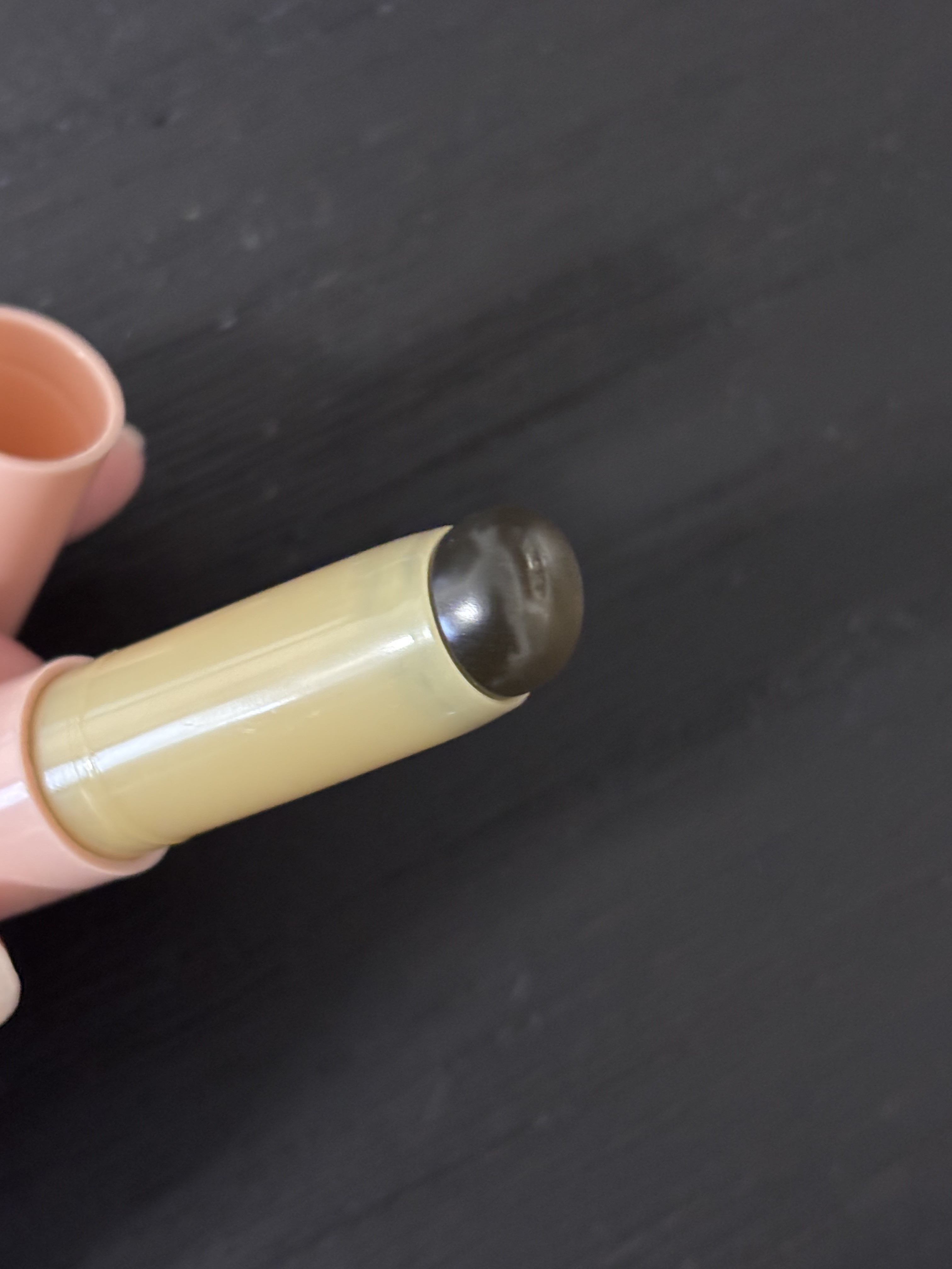 シリコーンリップブラシ/DAISO/メイクブラシを使ったクチコミ（2枚目）