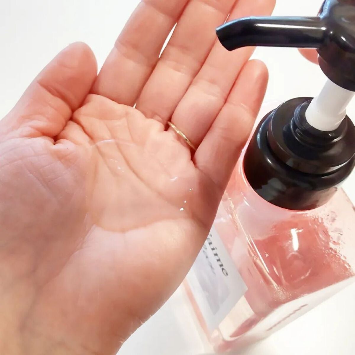 リラックス ミッドナイトリペア シャンプー/ヘアトリートメント (ストレート&グロス)/Je l'aime/市販シャンプーを使ったクチコミ(2枚目)