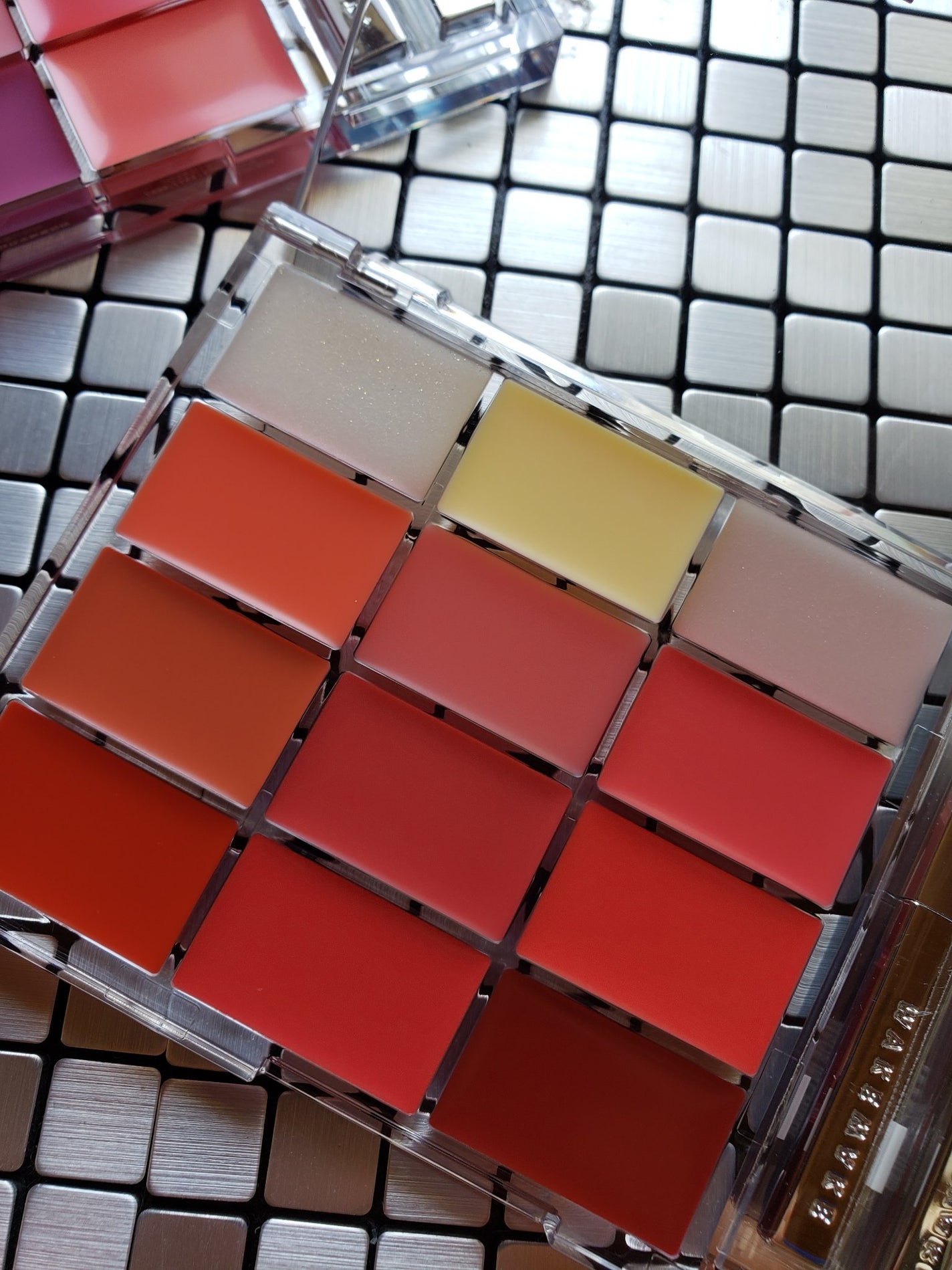 ソフトカラーリングリップパレット/wakemake/口紅を使ったクチコミ(5枚目)