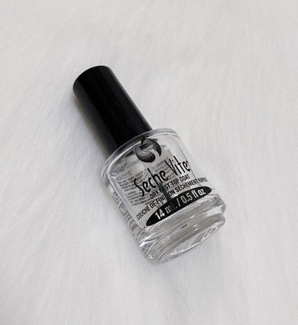 セシェ セシェ・ヴィートのクチコミ「やっぱりトップコートはセシェに限る!!
超速乾で本当に驚くほど早く乾くし、持ちがめちゃめ.....」(1枚目)