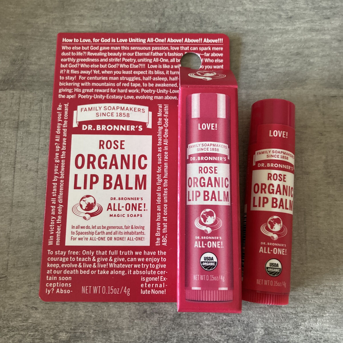 マジック オーガニックリップバーム/ドクターブロナー/リップバームを使ったクチコミ（3枚目）