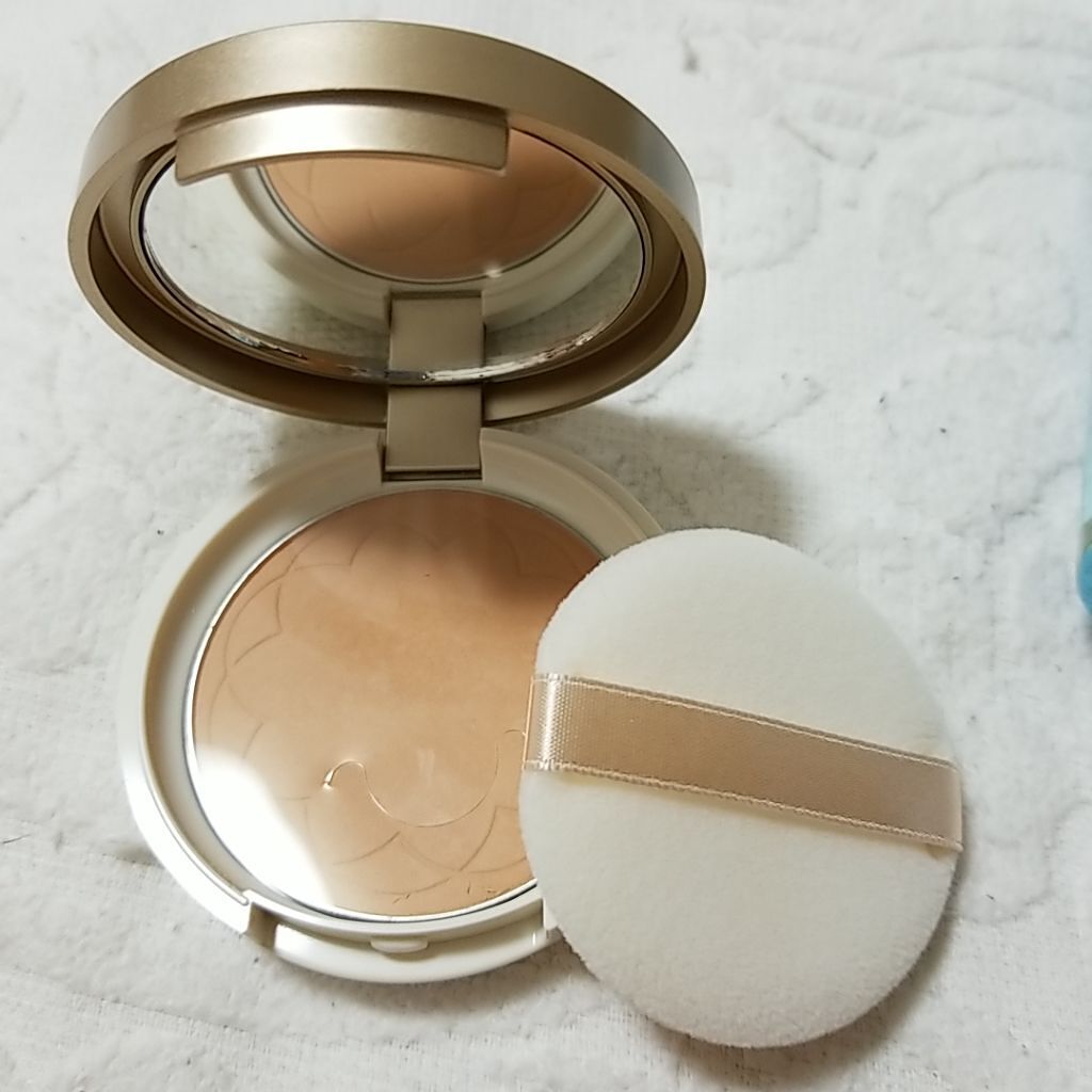 UVシルクフェイスパウダー/CEZANNE/プレストパウダーを使ったクチコミ（3枚目）