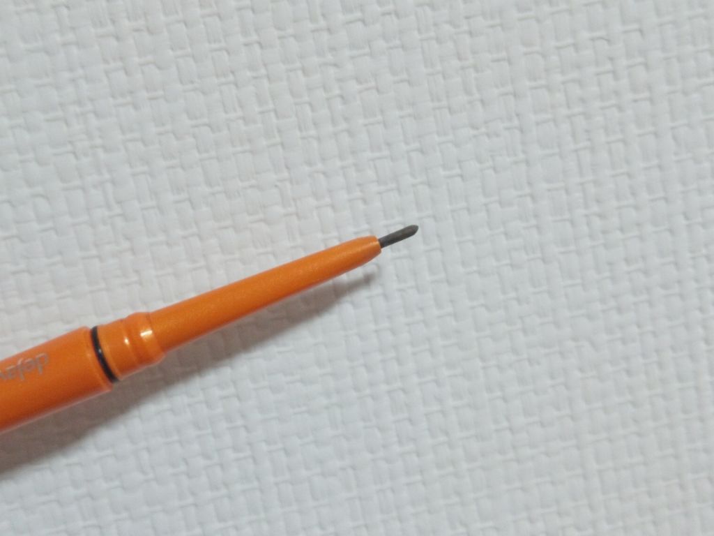 ペンシル型眉パウダー ステイナチュラR/デジャヴュ/アイブロウペンシルを使ったクチコミ(3枚目)