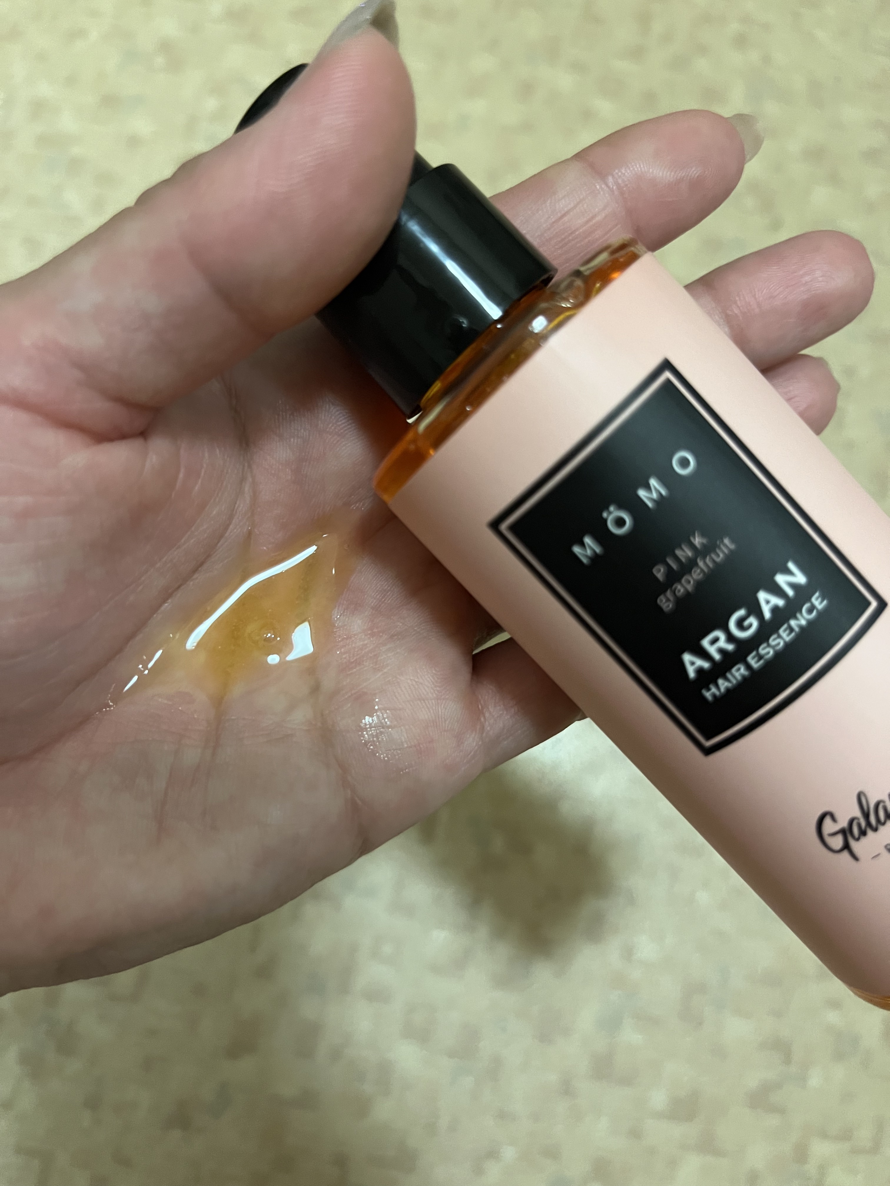 モモアルガンヘアエッセンス/ガランビュー/ヘアオイルを使ったクチコミ（2枚目）