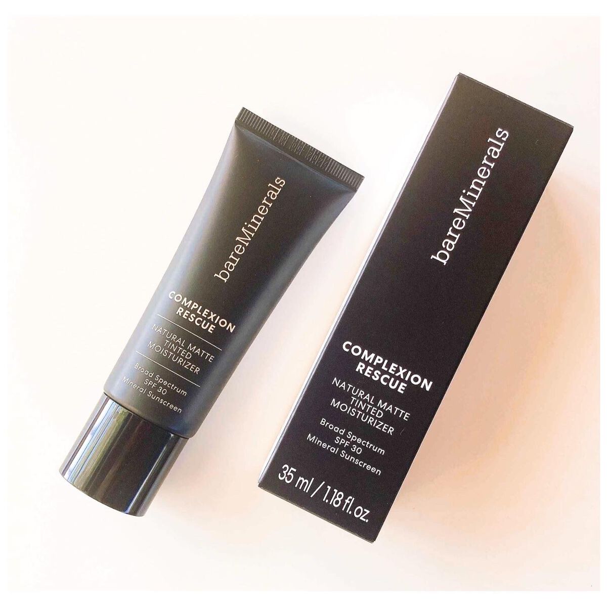 CR ナチュラル マット モイスチャライザー/bareMinerals/クリーム・エマルジョンファンデーションを使ったクチコミ（1枚目）