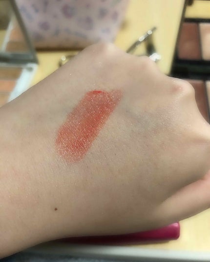 ラプソリュ マドモワゼルシャイン/LANCOME/口紅を使ったクチコミ(2枚目)