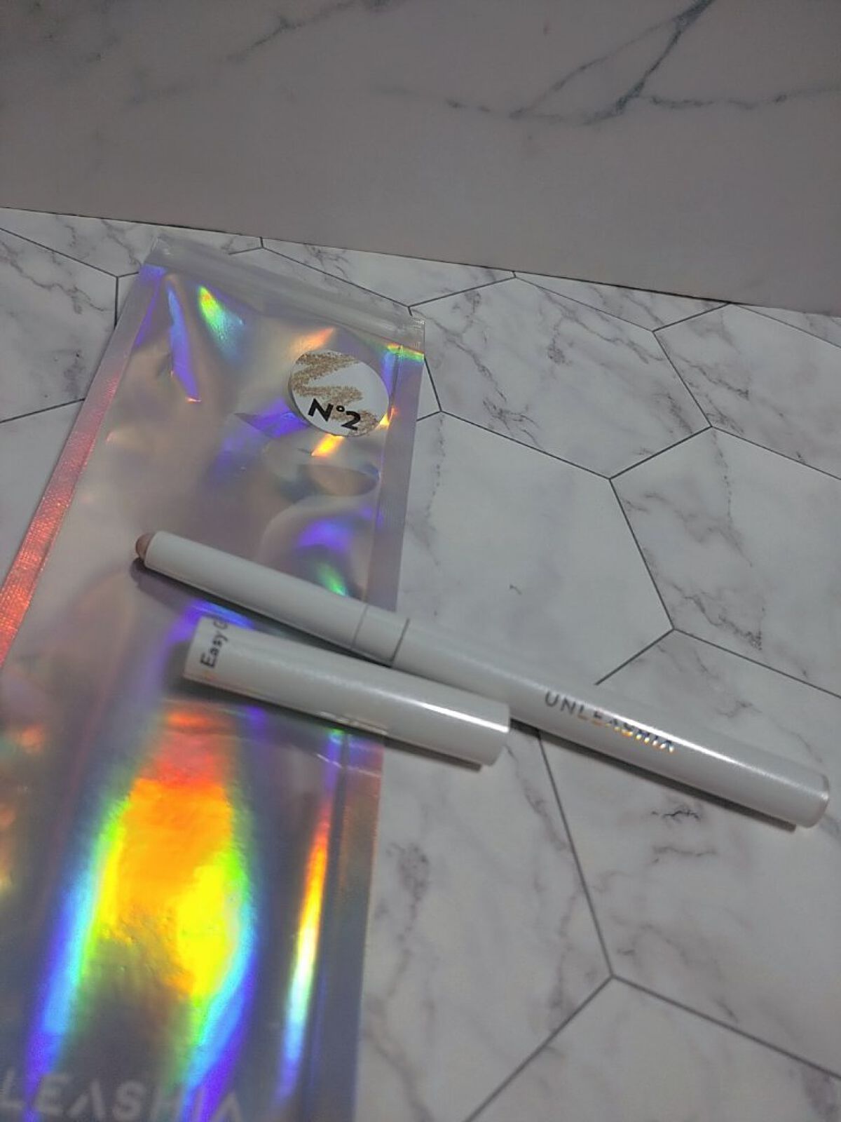 プリティー イージーグリッタースティック/unleashia/グリッターを使ったクチコミ（1枚目）