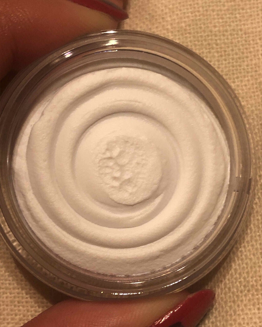 ポアレスエアリーベース/キャンメイク/化粧下地を使ったクチコミ(2枚目)