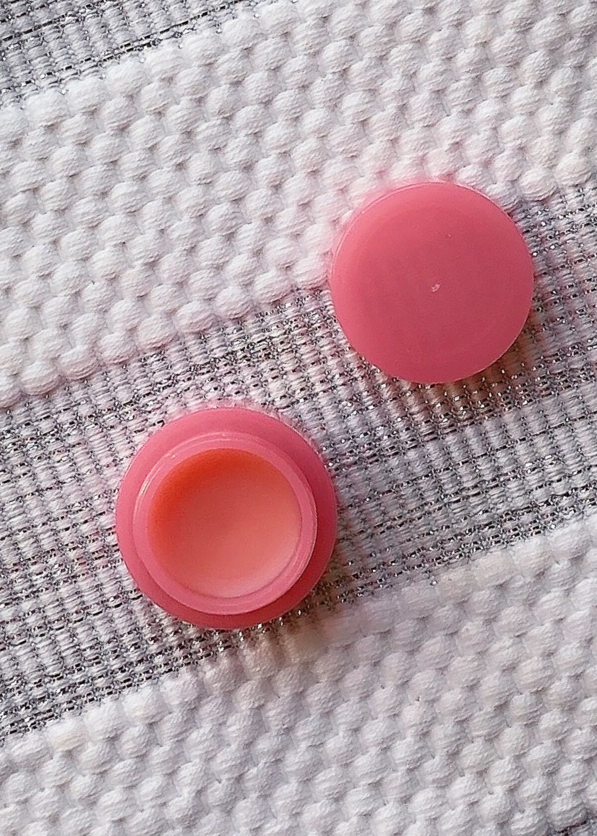 リップスリーピングマスク/LANEIGE/リップバームを使ったクチコミ（2枚目）