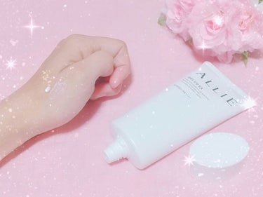 アリィー アリィー クロノビューティ ジェルUV EXのクチコミ「
🌸アリィー
クロノビューティジェルＵＶ ＥＸ🌸
SPF50+PA++++
❁
❁

ビーチフ.....」（2枚目）