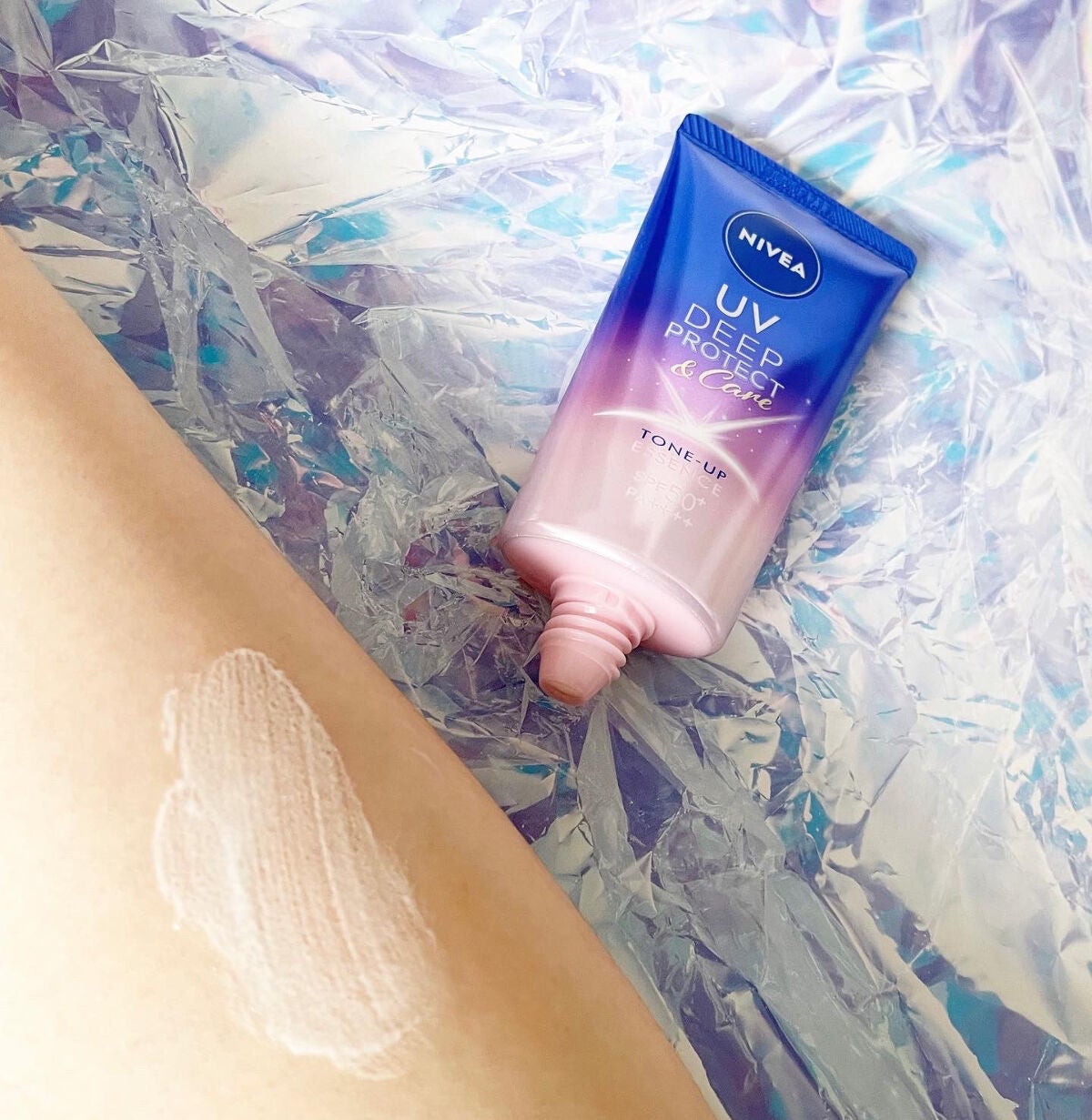 ニベアUV ディープ プロテクト&ケア トーンアップ エッセンス/ニベア/日焼け止めローションを使ったクチコミ(5枚目)