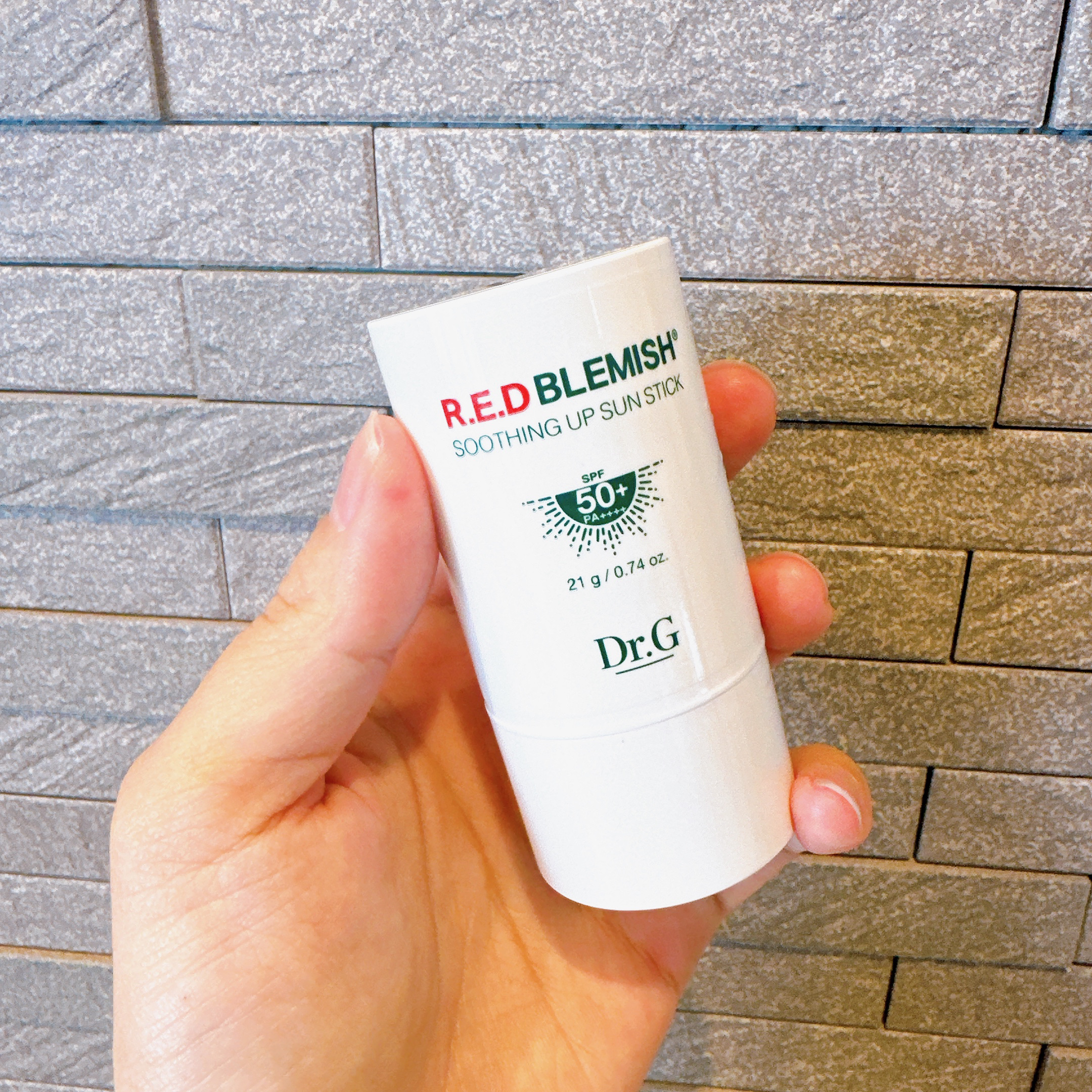 レッドブレミッシュスージングアップサンスティック/Dr.G/日焼け止めスティックを使ったクチコミ（2枚目）