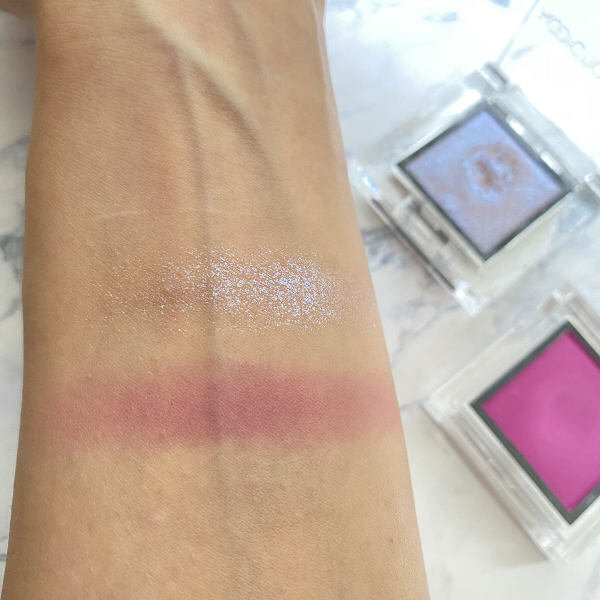 ザ アイシャドウ L 157 Viola Indica/ADDICTION/単色アイシャドウを使ったクチコミ（3枚目）