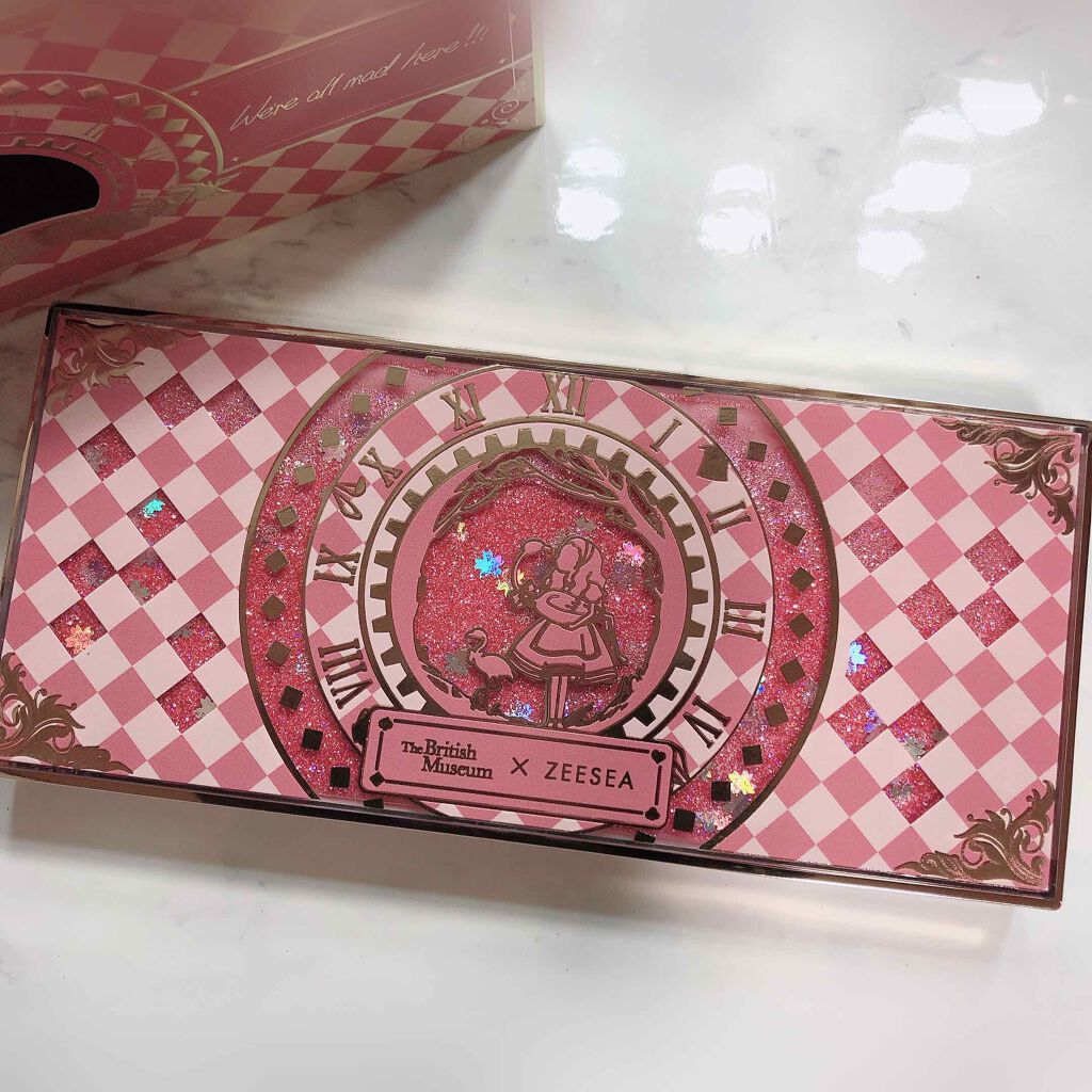 アリスドリームランドシリーズ 12色アイシャドウパレット(ZEESEA×大英博物館)/ZEESEA/アイシャドウパレットを使ったクチコミ(1枚目)