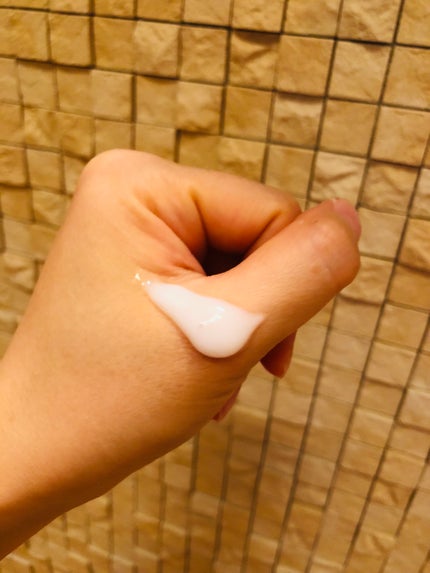 エッセンスインヘアミルク/オルビス/ヘアミルクを使ったクチコミ(4枚目)