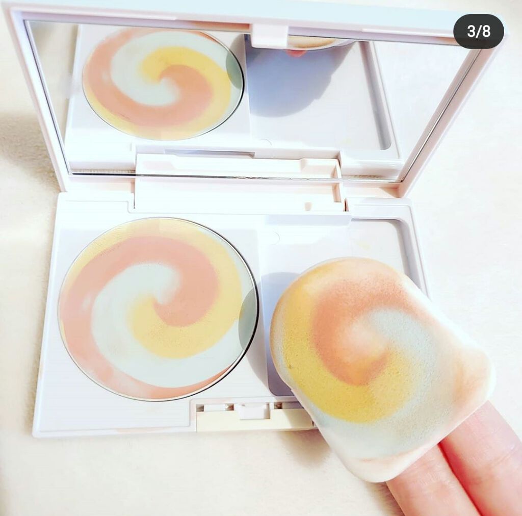 カラーブレンドグローファンデーション/ディエム クルール/クリーム・エマルジョンファンデーションを使ったクチコミ(2枚目)