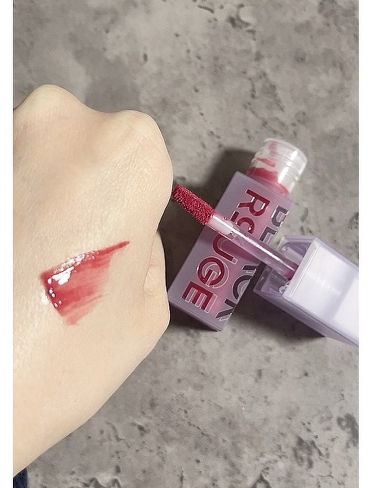 ひよこぱいせん🐥 on LIPS 「BLACKROUGE1煌めくグリッター&リップ合わせて、4点の..」(2枚目)