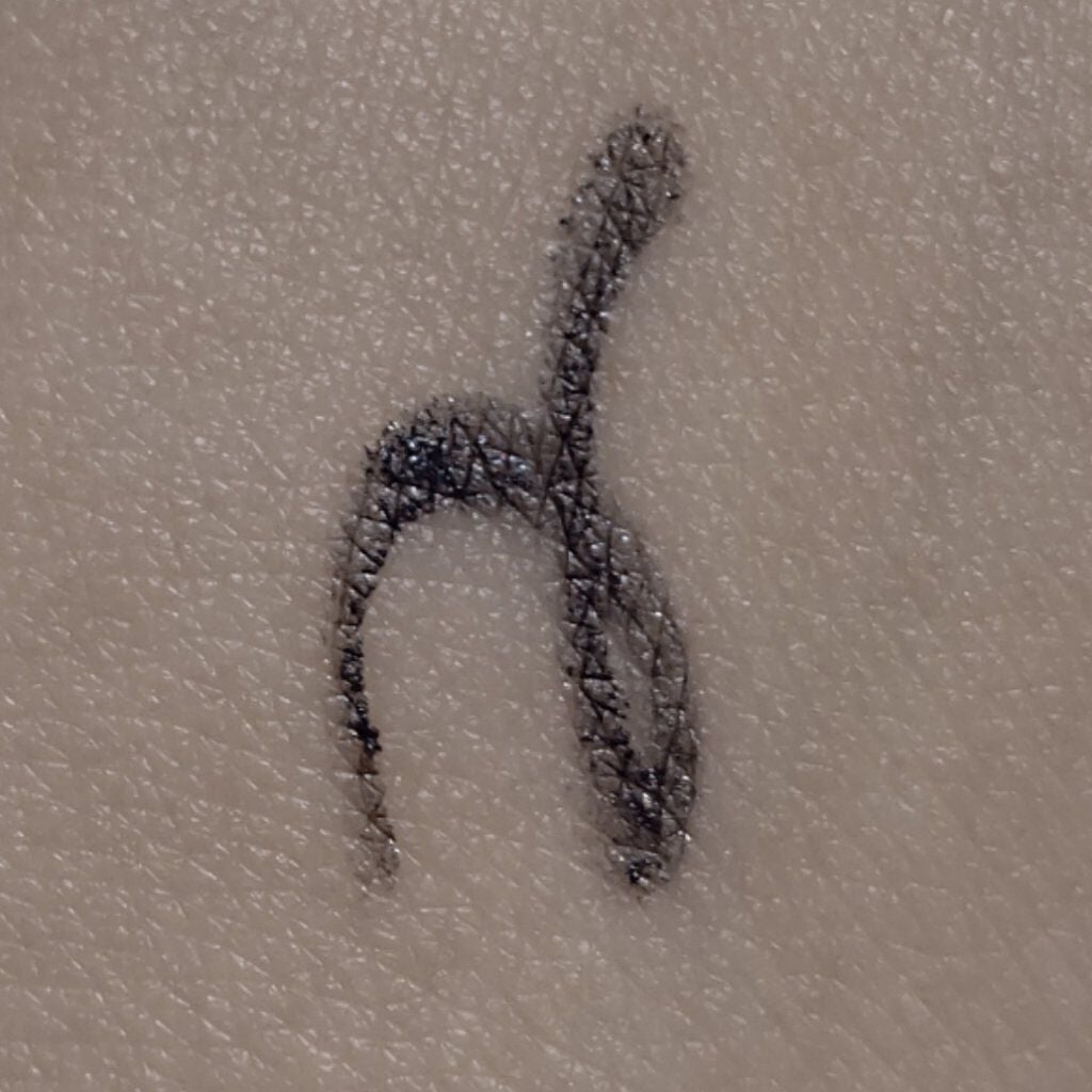 コントロールカラーライナー/WHOMEE/ペンシルアイライナーを使ったクチコミ(2枚目)