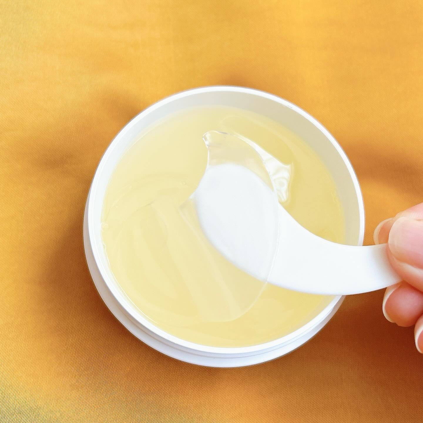 バイオームビタC黒クマアイパッチ/UIQ/シートマスク・パックを使ったクチコミ（3枚目）