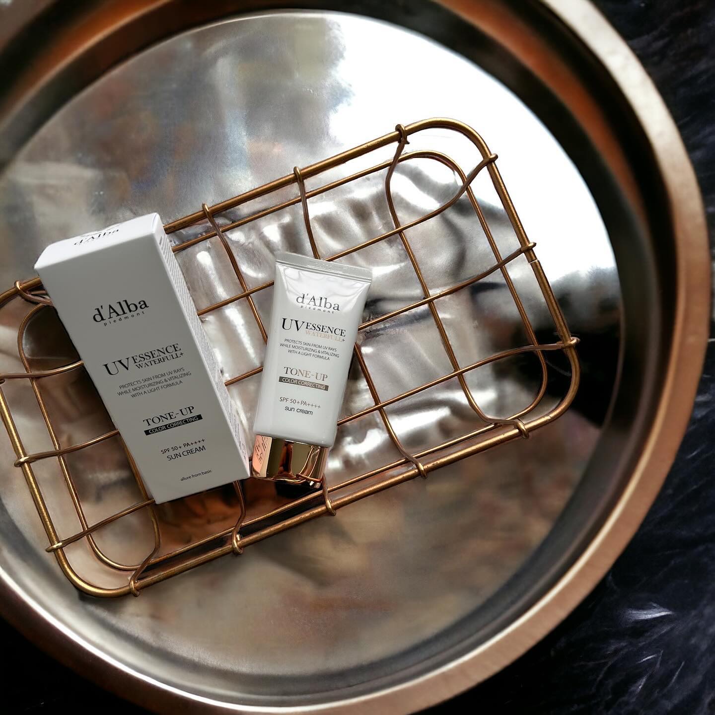 ウォータフルトーンアップサンクリーム/ダルバ/日焼け止めクリームを使ったクチコミ（2枚目）