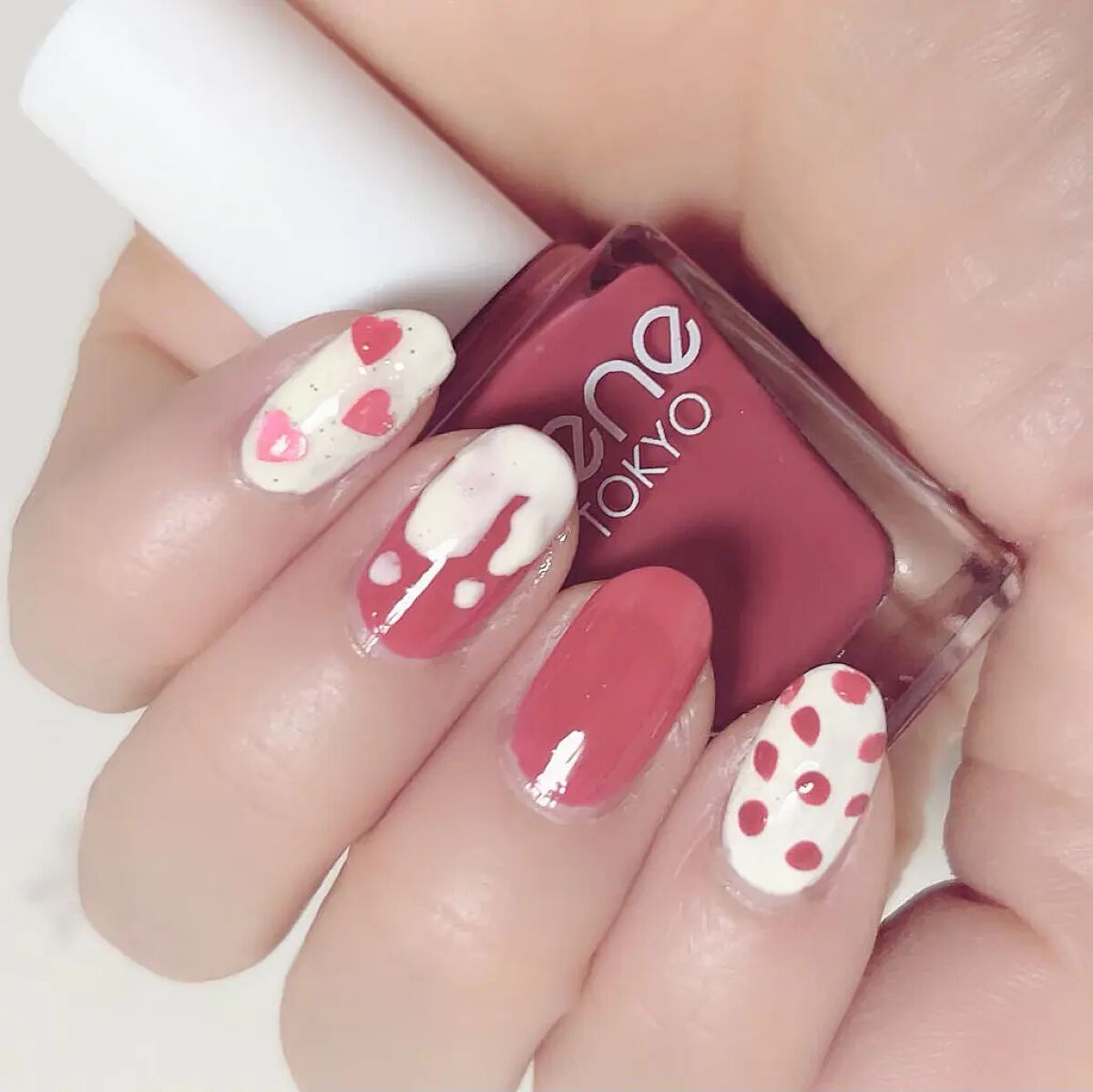 gene TOKYO ネイル レッド