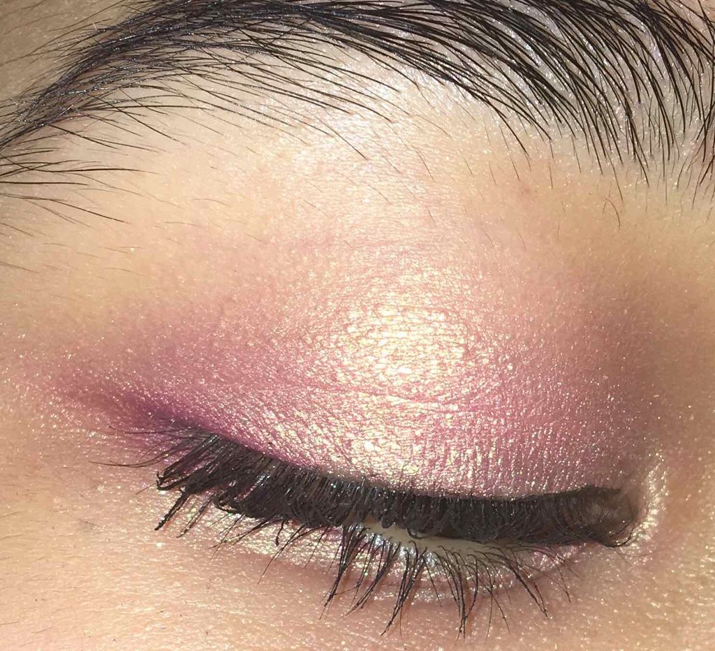 Pressed Powder Shadow /ColourPop/アイシャドウパレットを使ったクチコミ(4枚目)