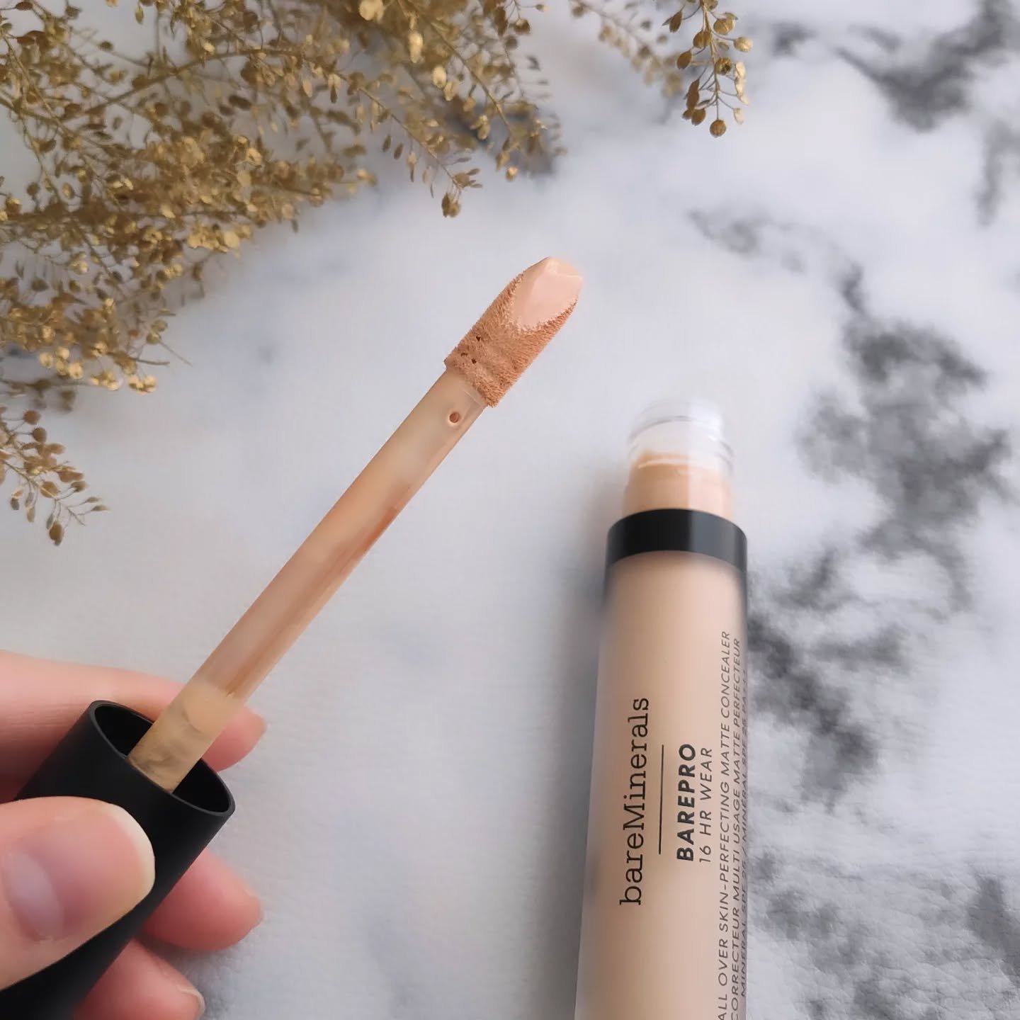 ベアプロ 16HR オールオーバー コンシーラー SPF25（PA+++）/bareMinerals/リキッドコンシーラーを使ったクチコミ（3枚目）