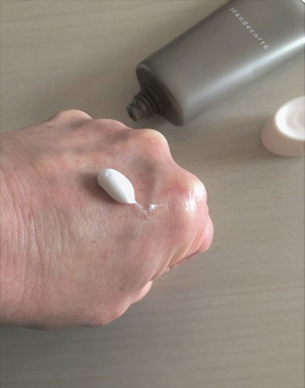 ハンデコルテ/キユートピア/ネック・デコルテケアを使ったクチコミ(2枚目)