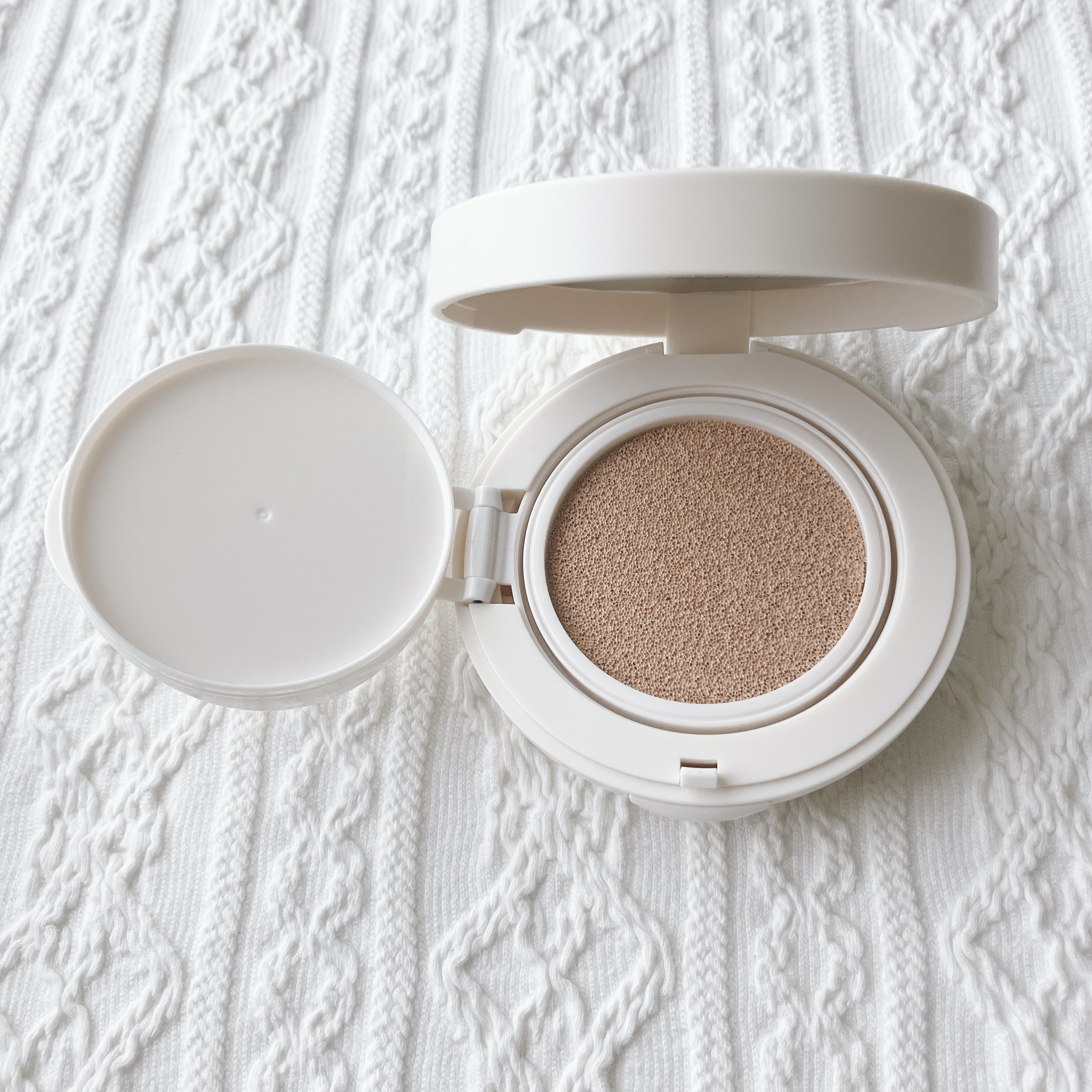 ヌーディステディクッション/SUREBASE/クッションファンデーションを使ったクチコミ（3枚目）