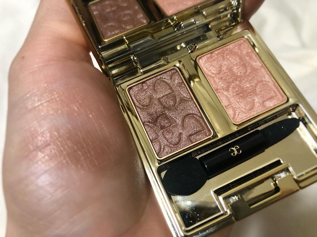 ブリス オーラ/Elégance/パウダーチークを使ったクチコミ(2枚目)