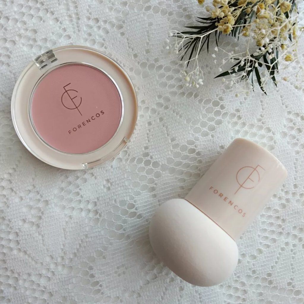 ベアブラッシャー パフ付き/フォレンコス/パウダーチークを使ったクチコミ(2枚目)