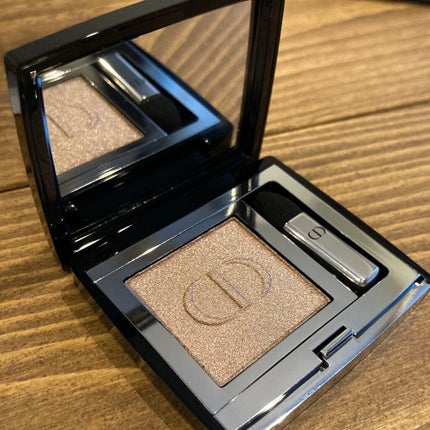 モノ クルール クチュール/Dior/単色アイシャドウを使ったクチコミ(3枚目)