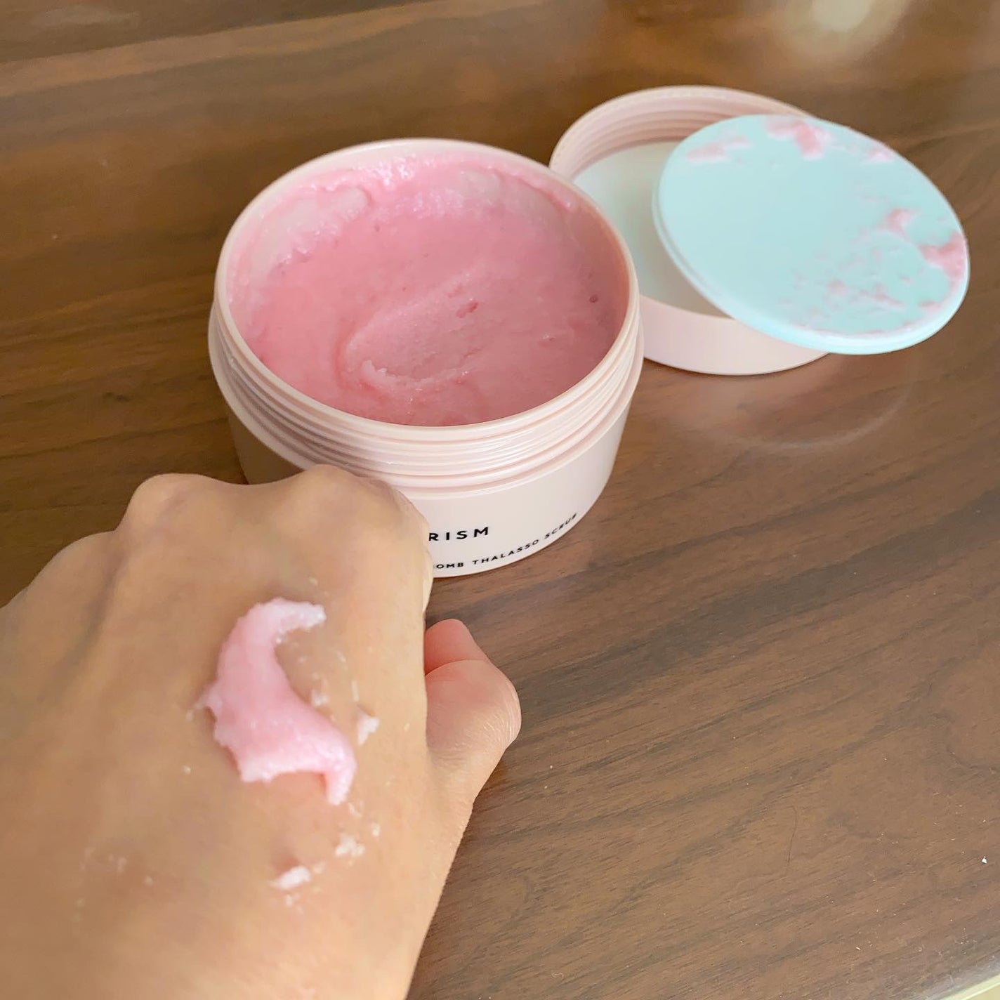 Q+Me スウィート ボム タラソ スクラブ/AGARISM/バスト・ヒップケアを使ったクチコミ(4枚目)