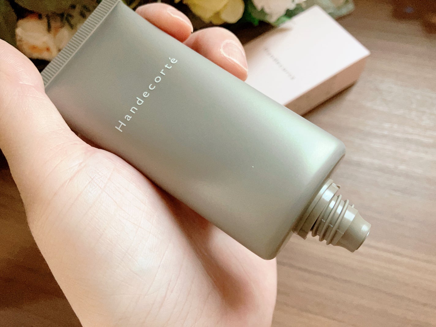 ハンデコルテ/キユートピア/ネック・デコルテケアを使ったクチコミ(2枚目)