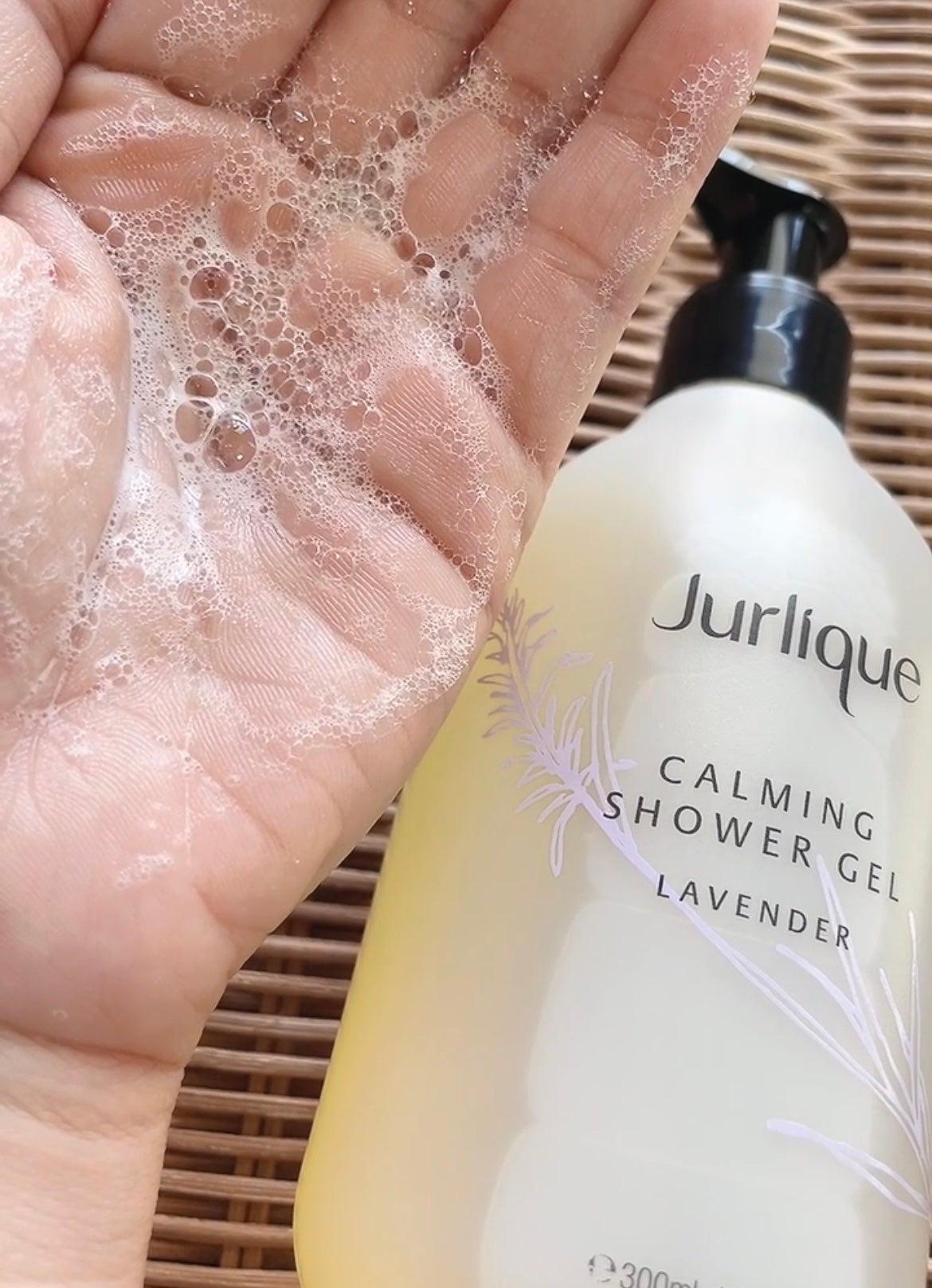 シャワージェル ローズN/ジュリーク/ボディソープを使ったクチコミ(4枚目)